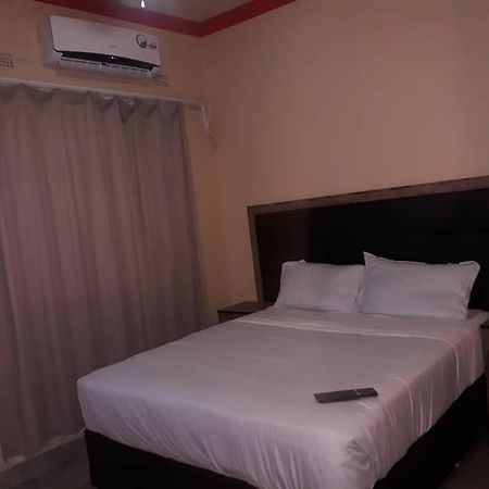 Wiln Allure Apartments Francistown Luaran gambar