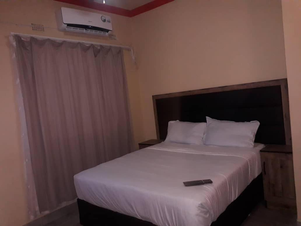 Wiln Allure Apartments Francistown Luaran gambar